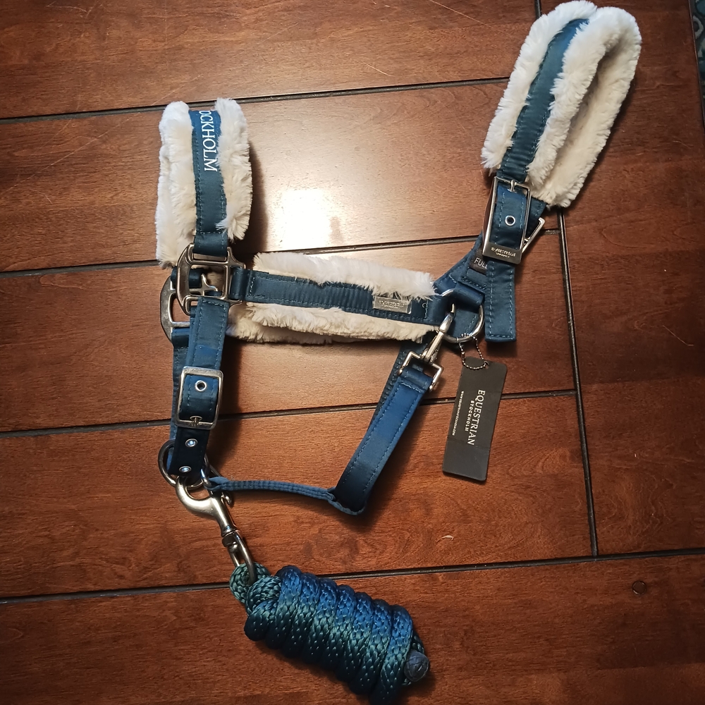 Emerald Equestrian Stockholm Padded Halter & Lead